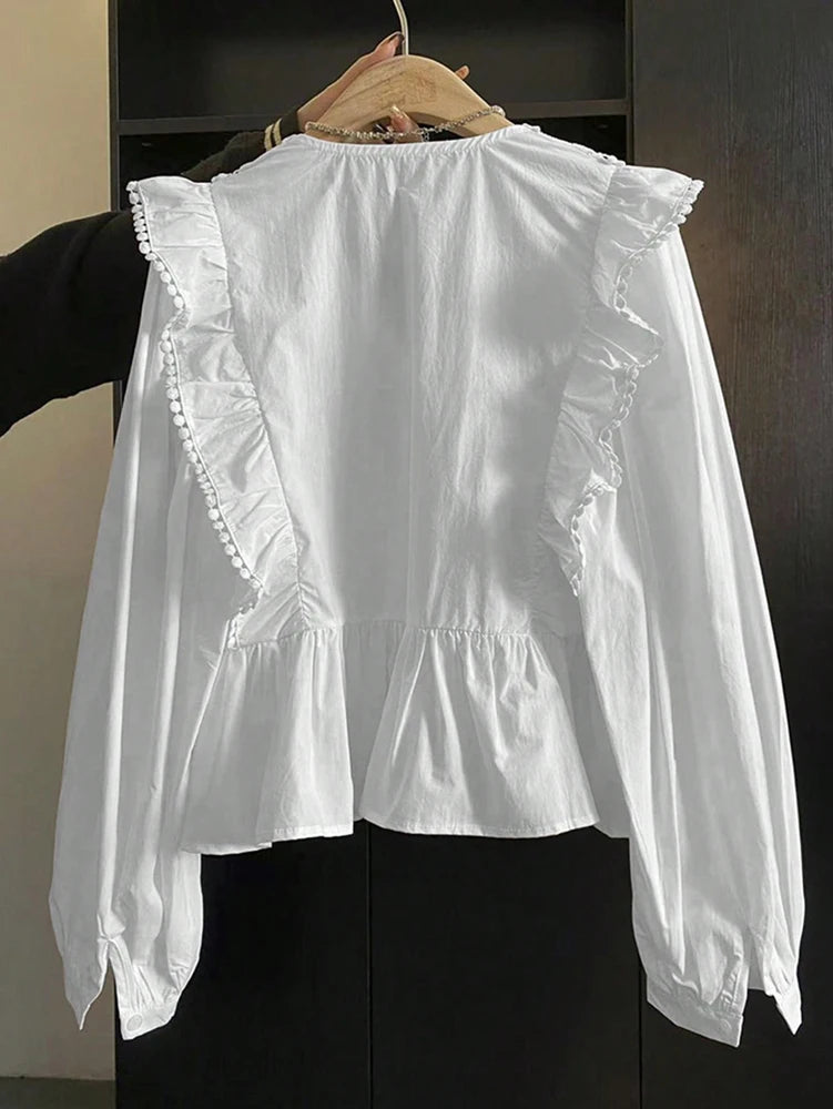 Blusa Casual com Renda e Babados