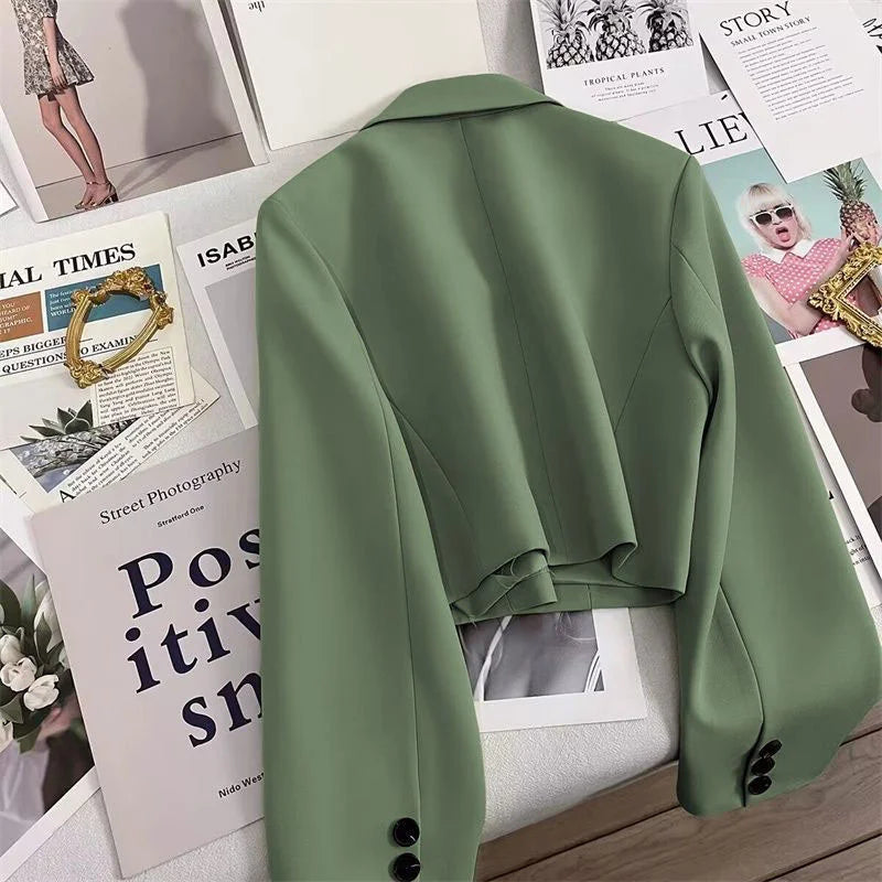 Blazer curto casual e elegante, .