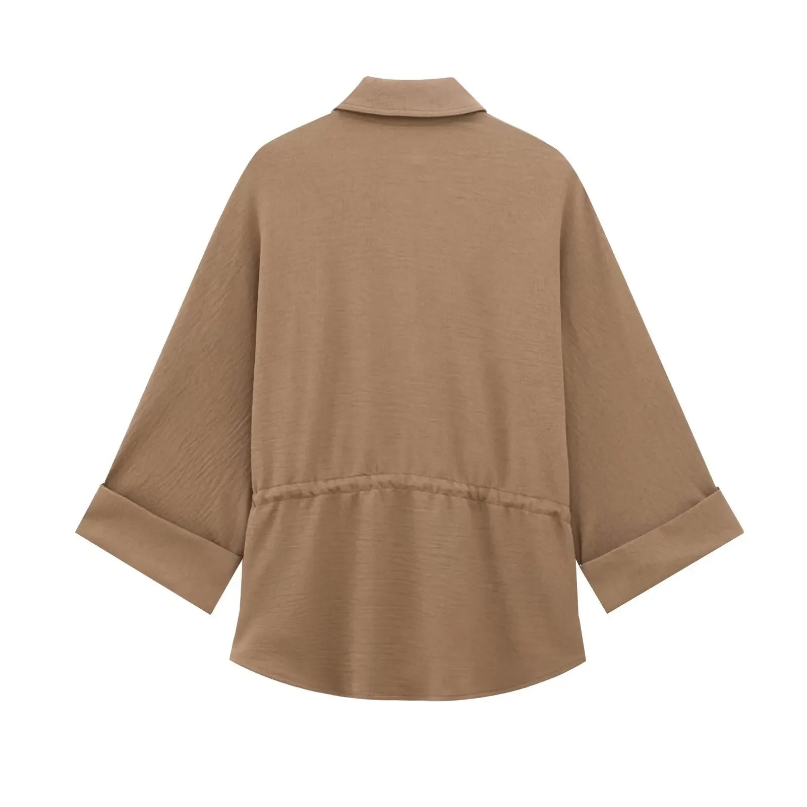 Conjunto feminino calça, com camisa de manga comprida.