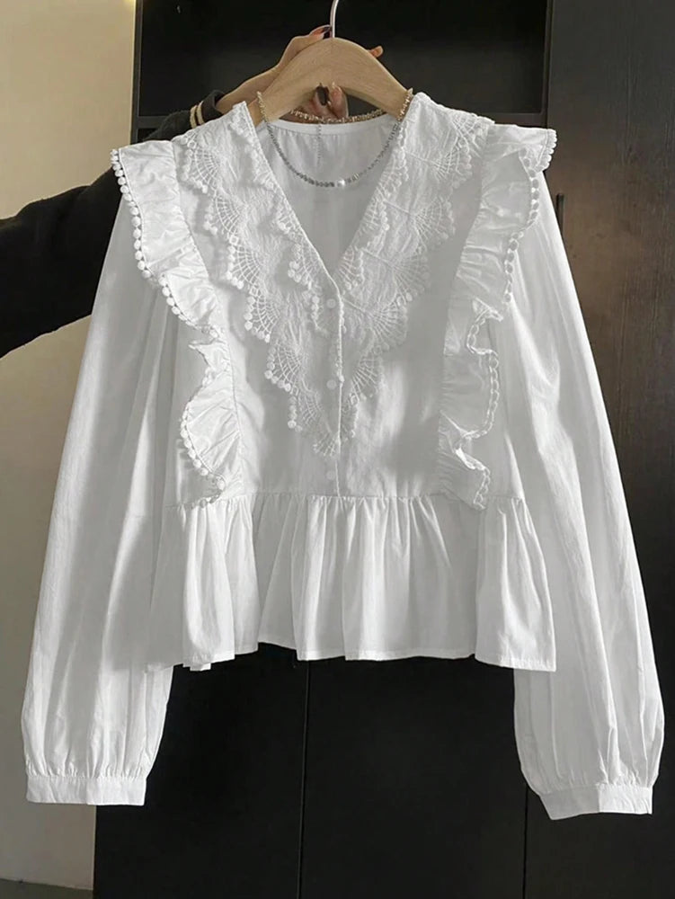 Blusa Casual com Renda e Babados