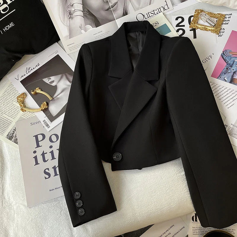 Blazer curto casual e elegante, .