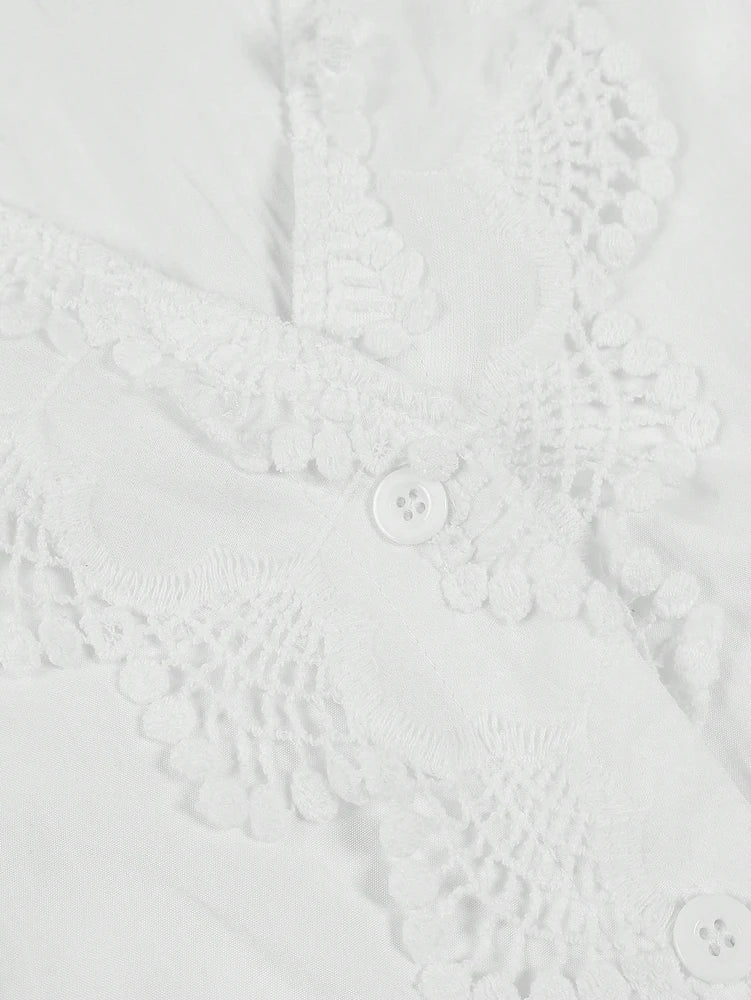 Blusa Casual com Renda e Babados